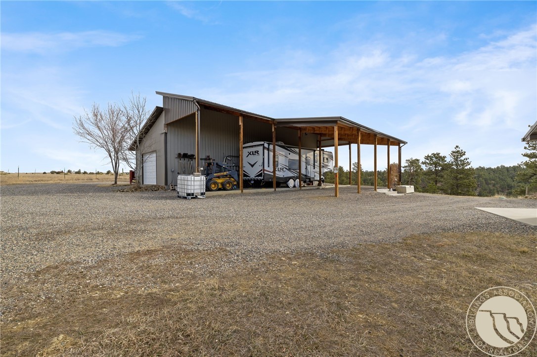 3103 Chief Looking Glass Road