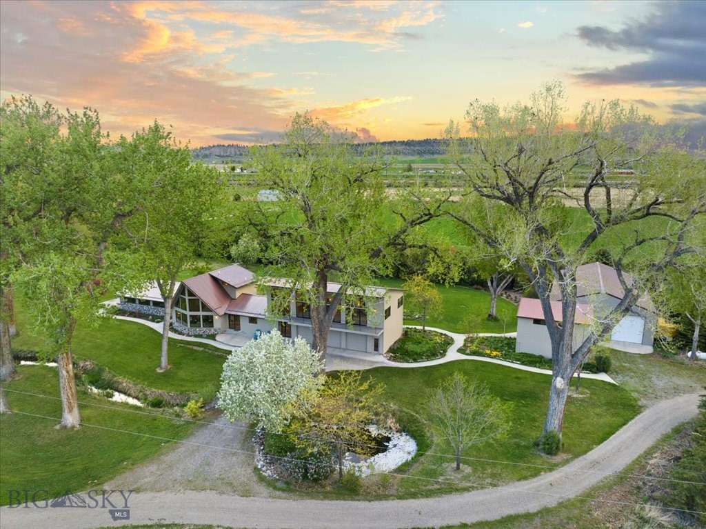 67 River View