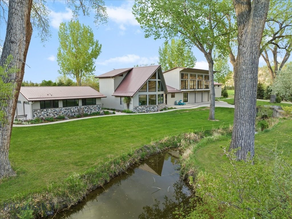 67 River View
