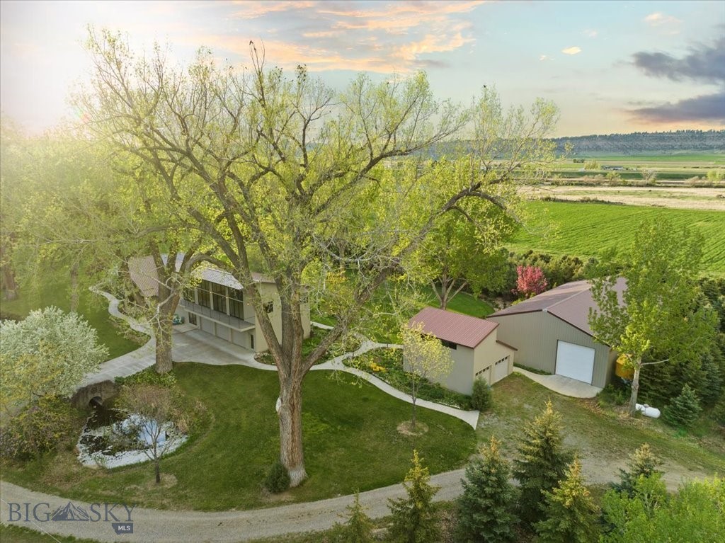 67 River View