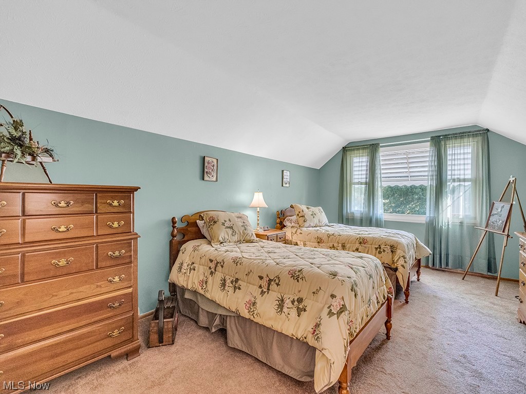 8801 Gatewood Drive
