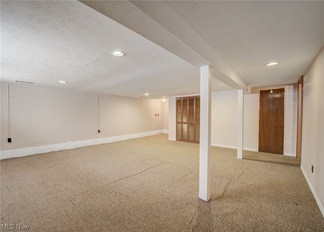 8801 Gatewood Drive