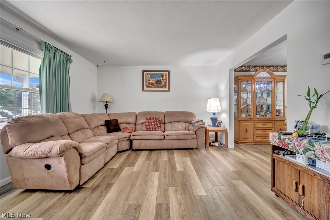 6199 Gatewood Drive
