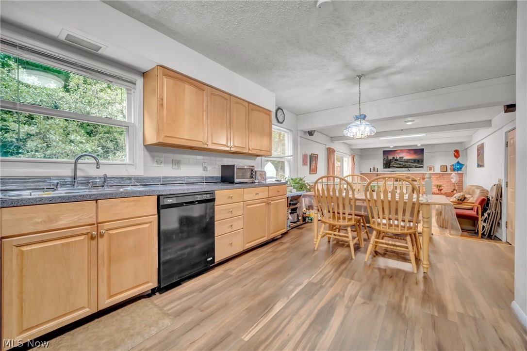 6199 Gatewood Drive