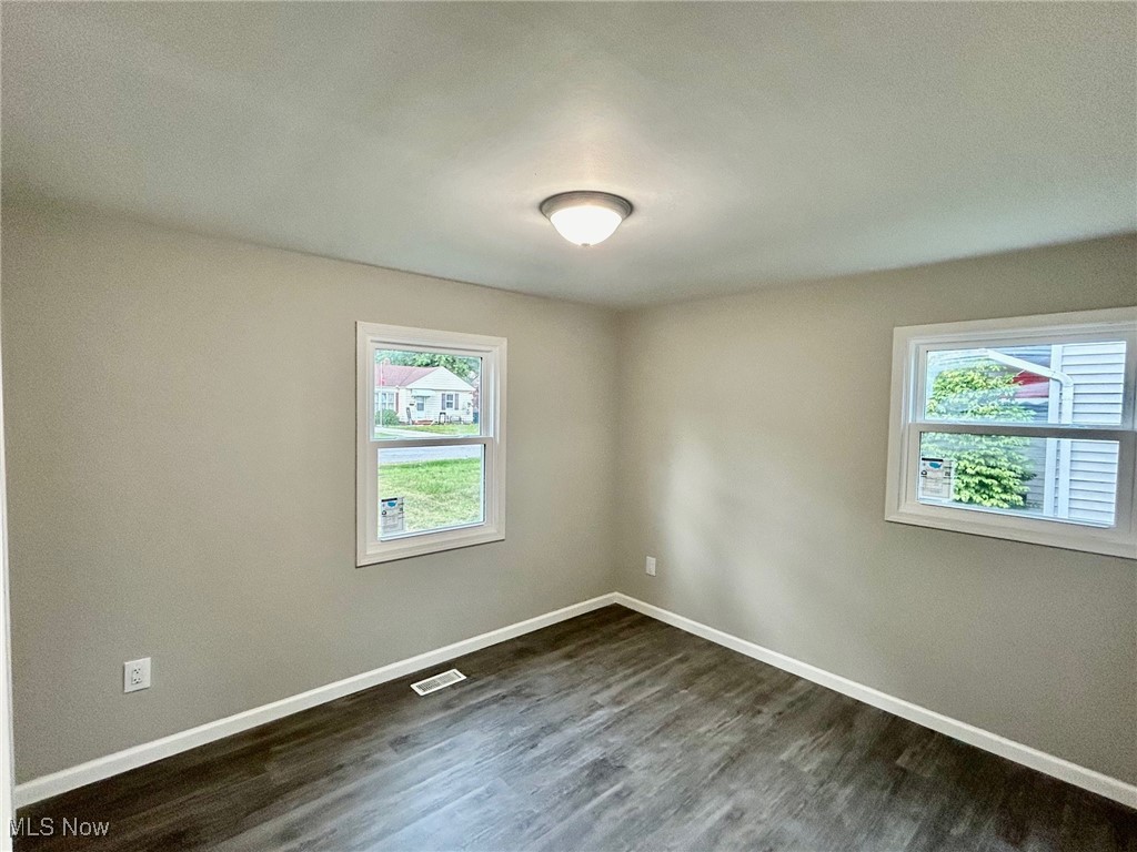 572 Quentin Road