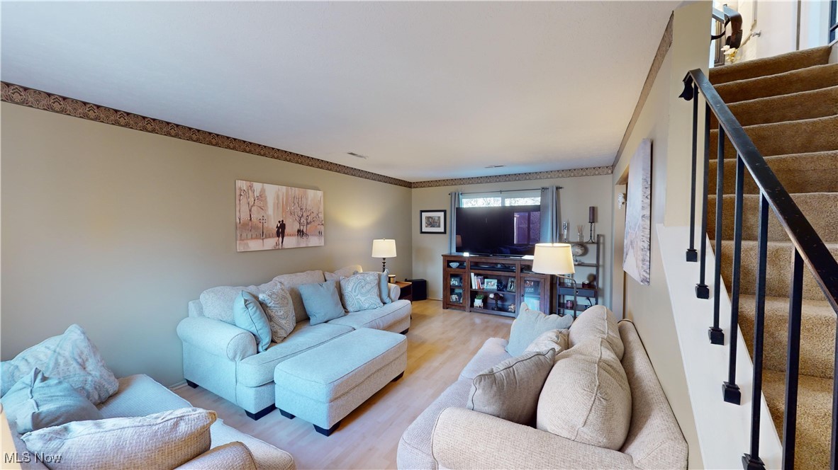 7115 Windmill Lane B7