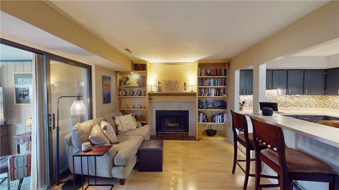 7115 Windmill Lane B7