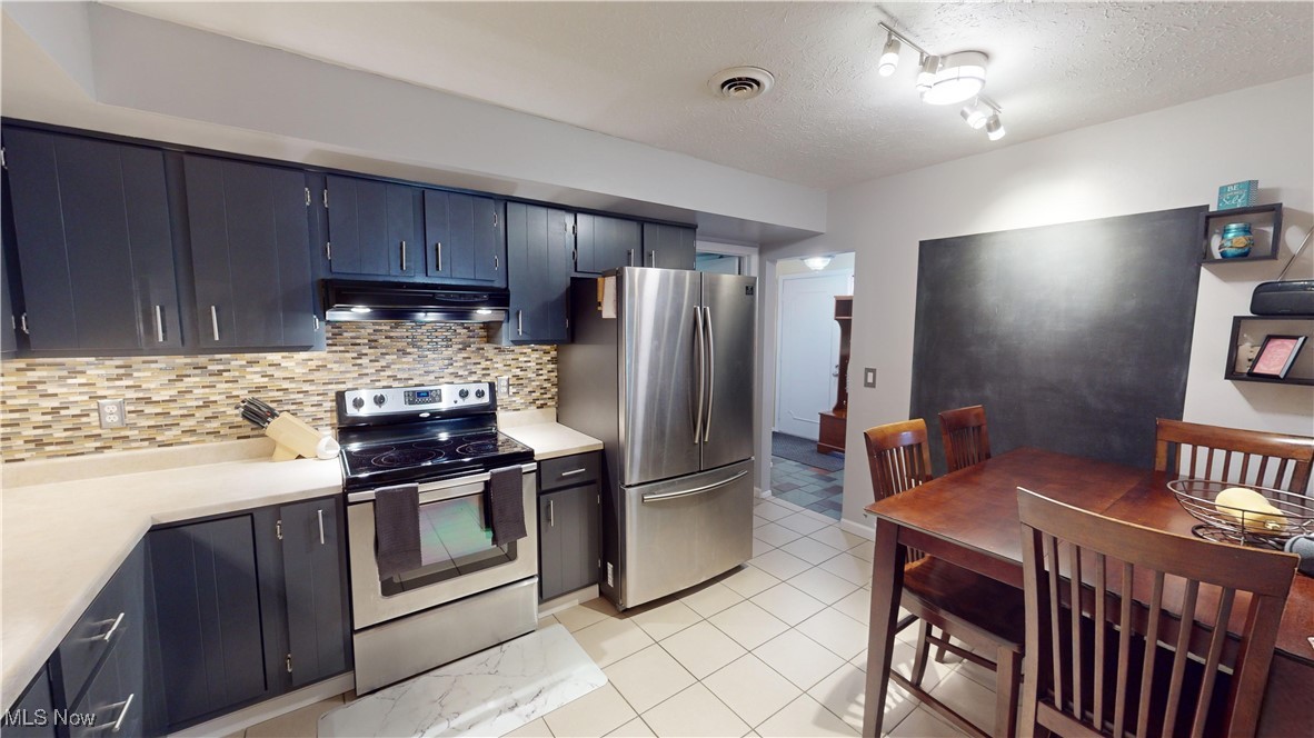 7115 Windmill Lane B7