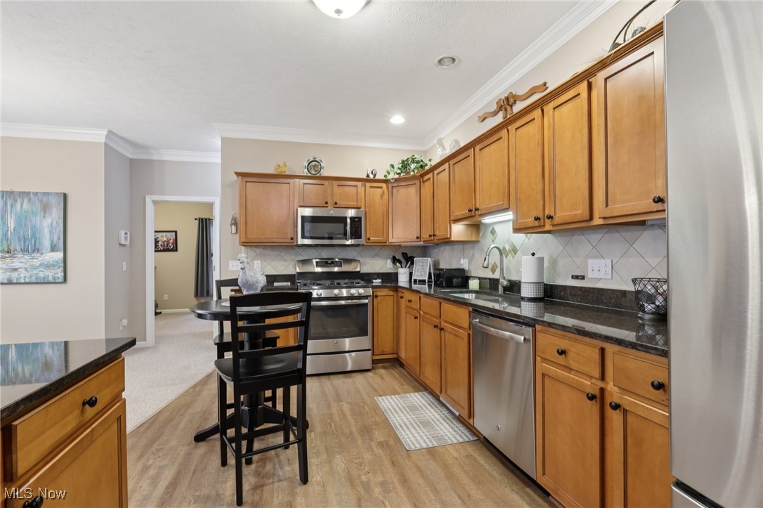 38185 Cross Creek Drive