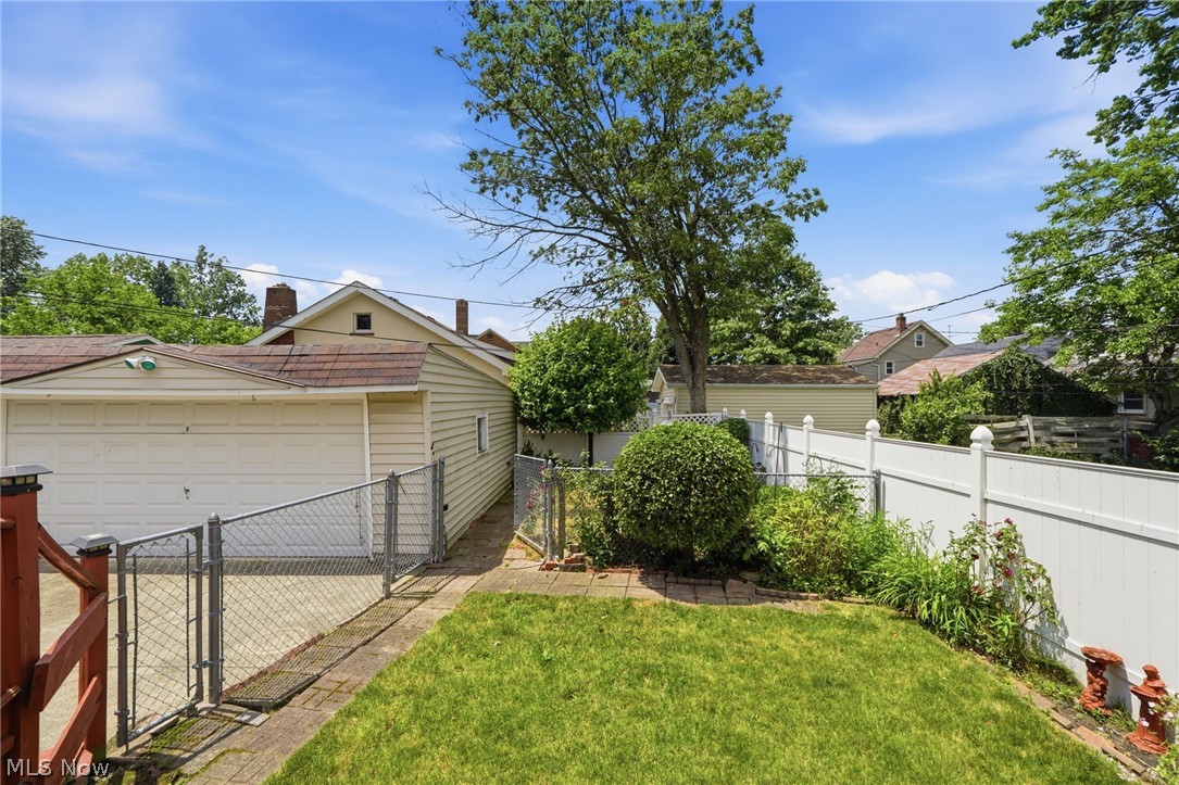 4116 W 161st Street