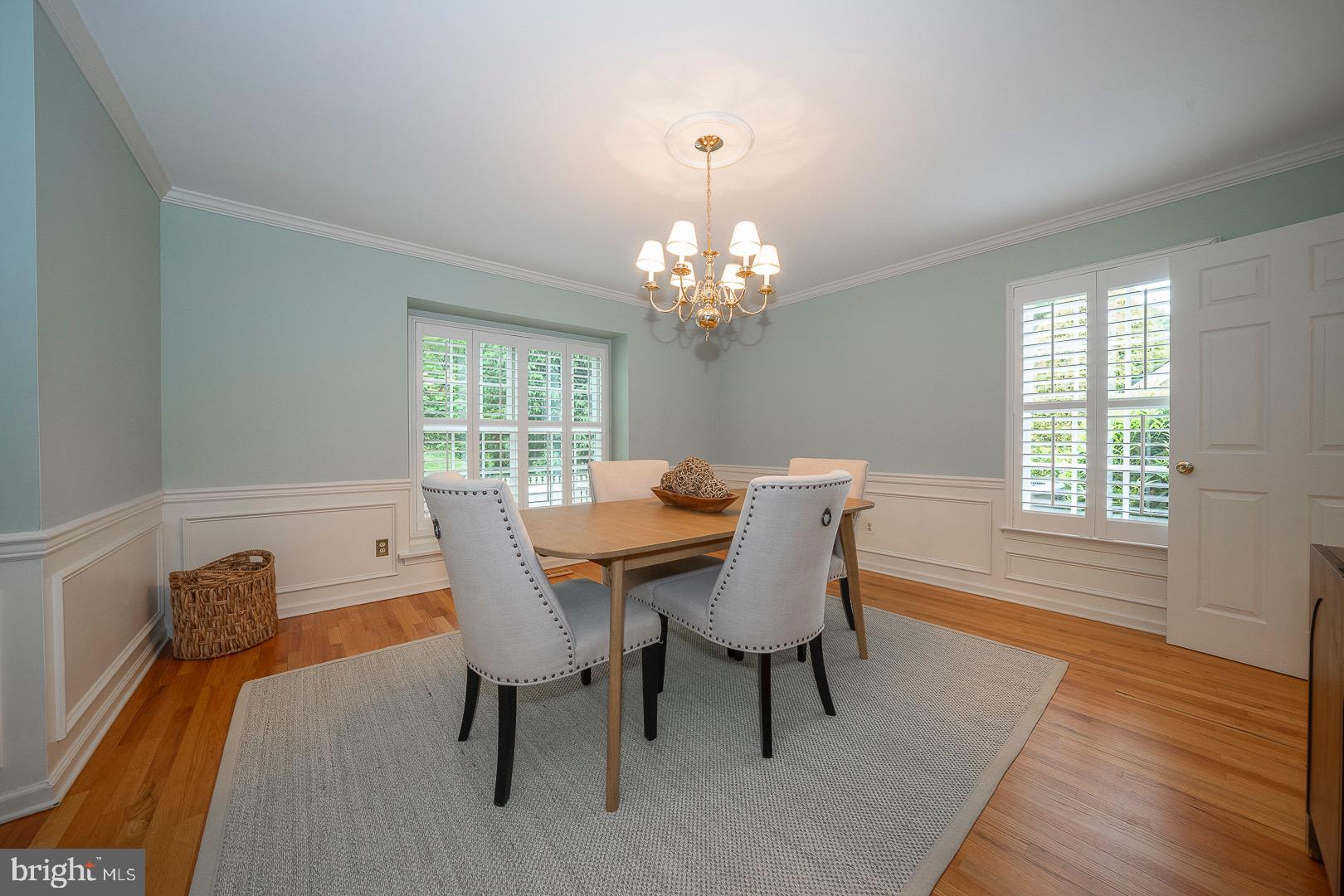 438 WAYNESBROOKE ROAD