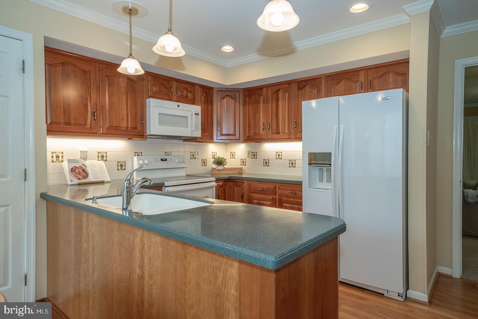 438 WAYNESBROOKE ROAD