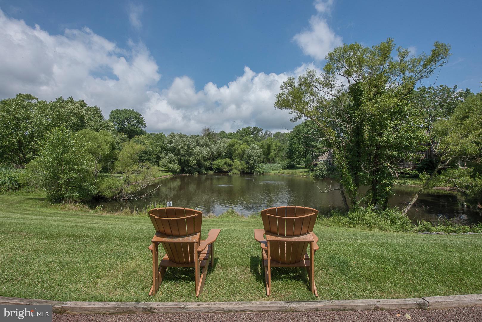 438 WAYNESBROOKE ROAD