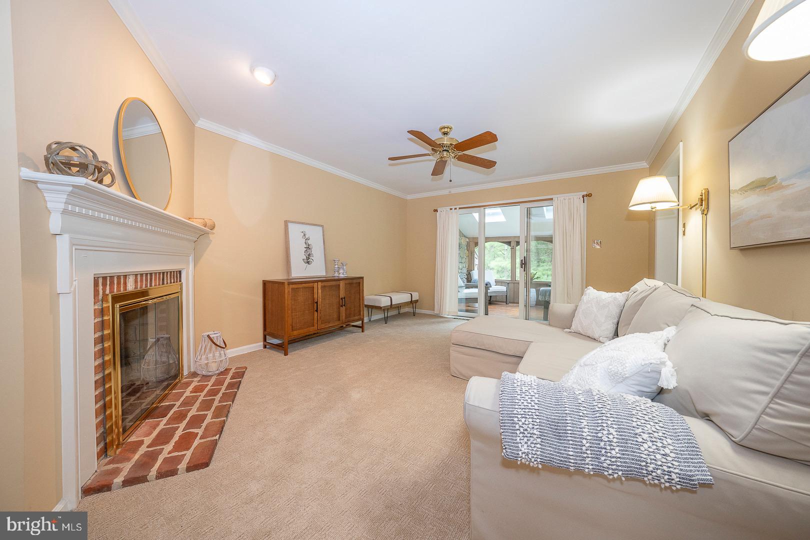 438 WAYNESBROOKE ROAD