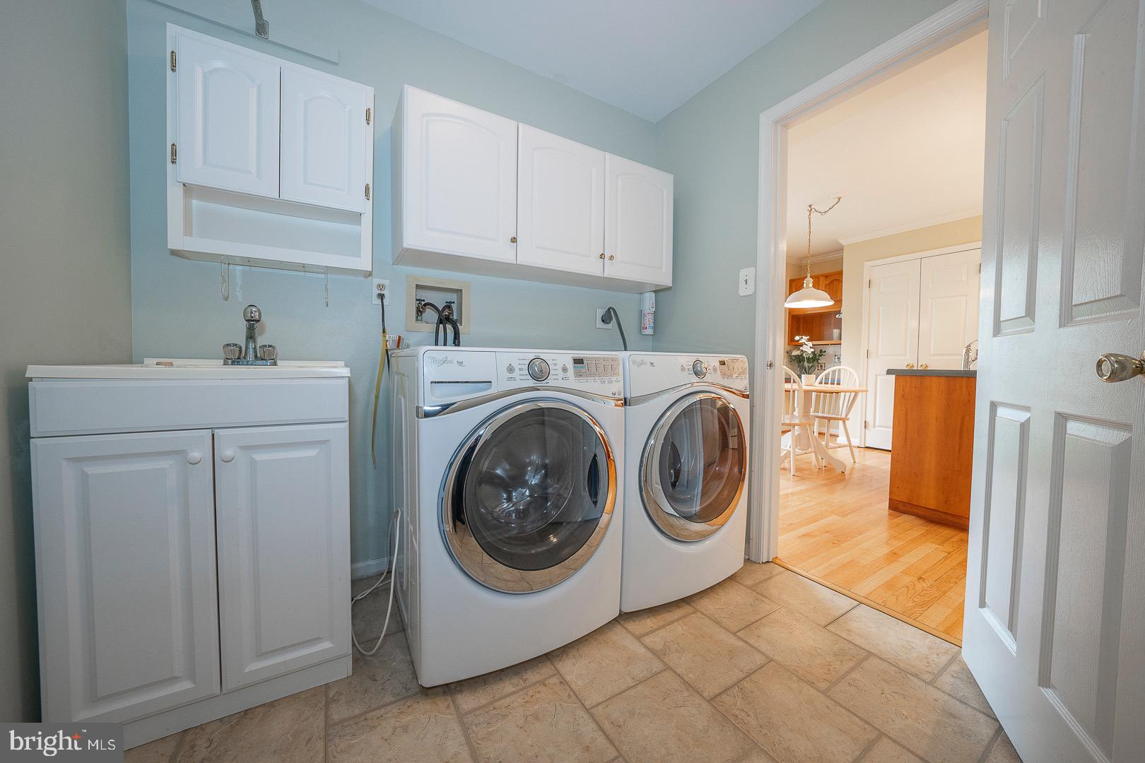 438 WAYNESBROOKE ROAD