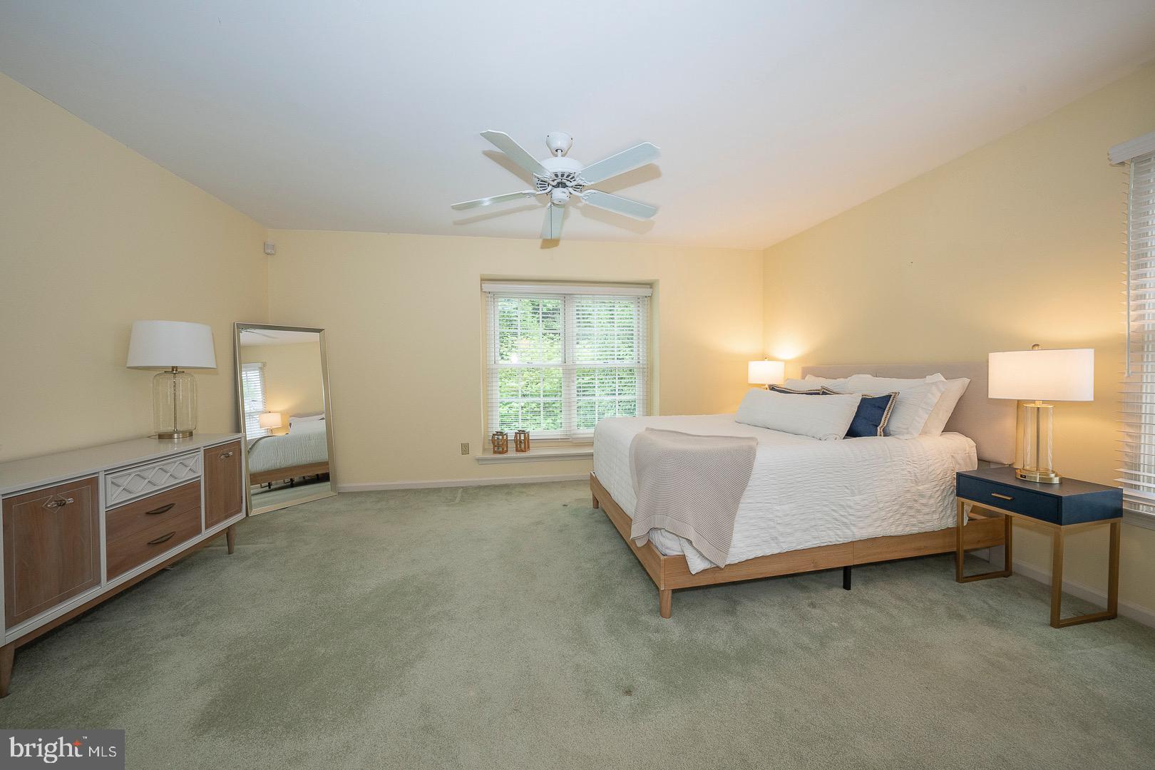 438 WAYNESBROOKE ROAD