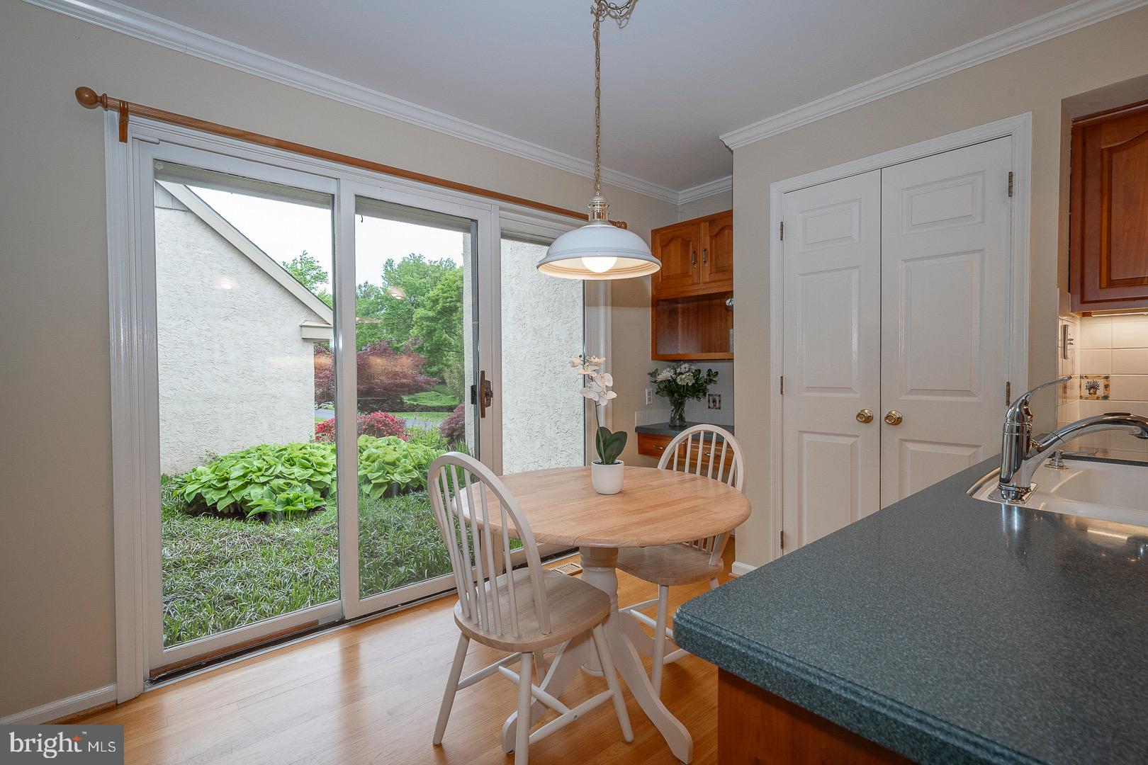 438 WAYNESBROOKE ROAD