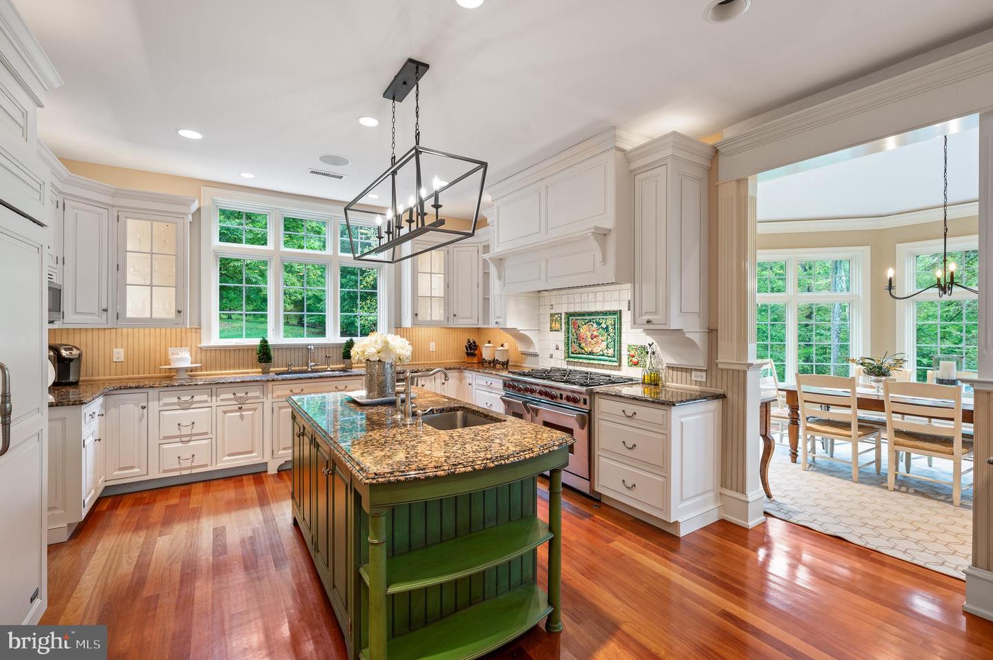 3 Autumn Meadow Ln