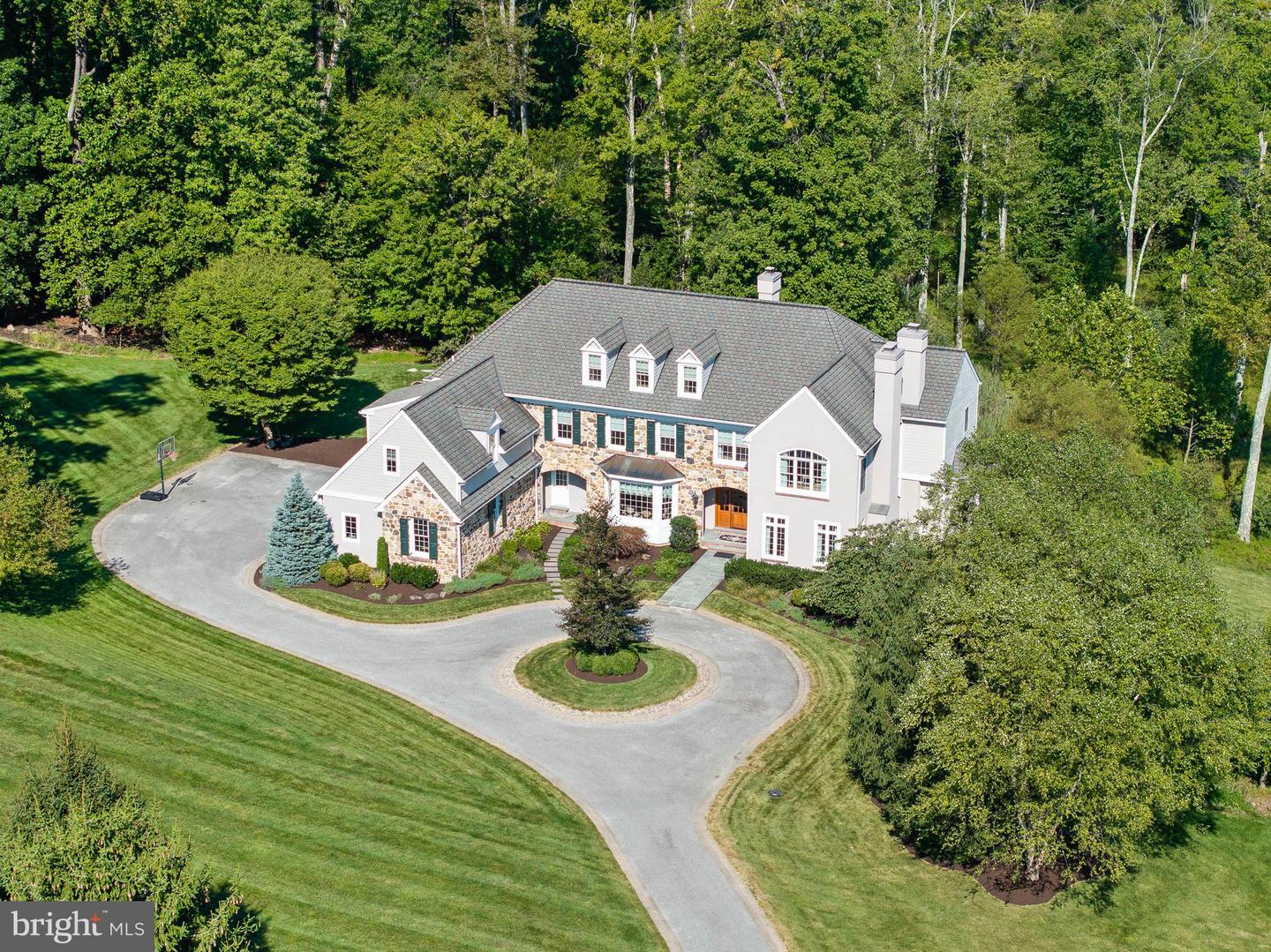3 Autumn Meadow Ln