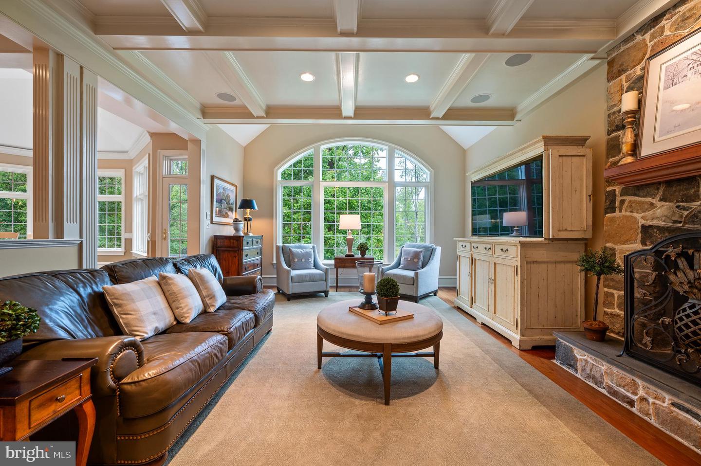 3 Autumn Meadow Ln