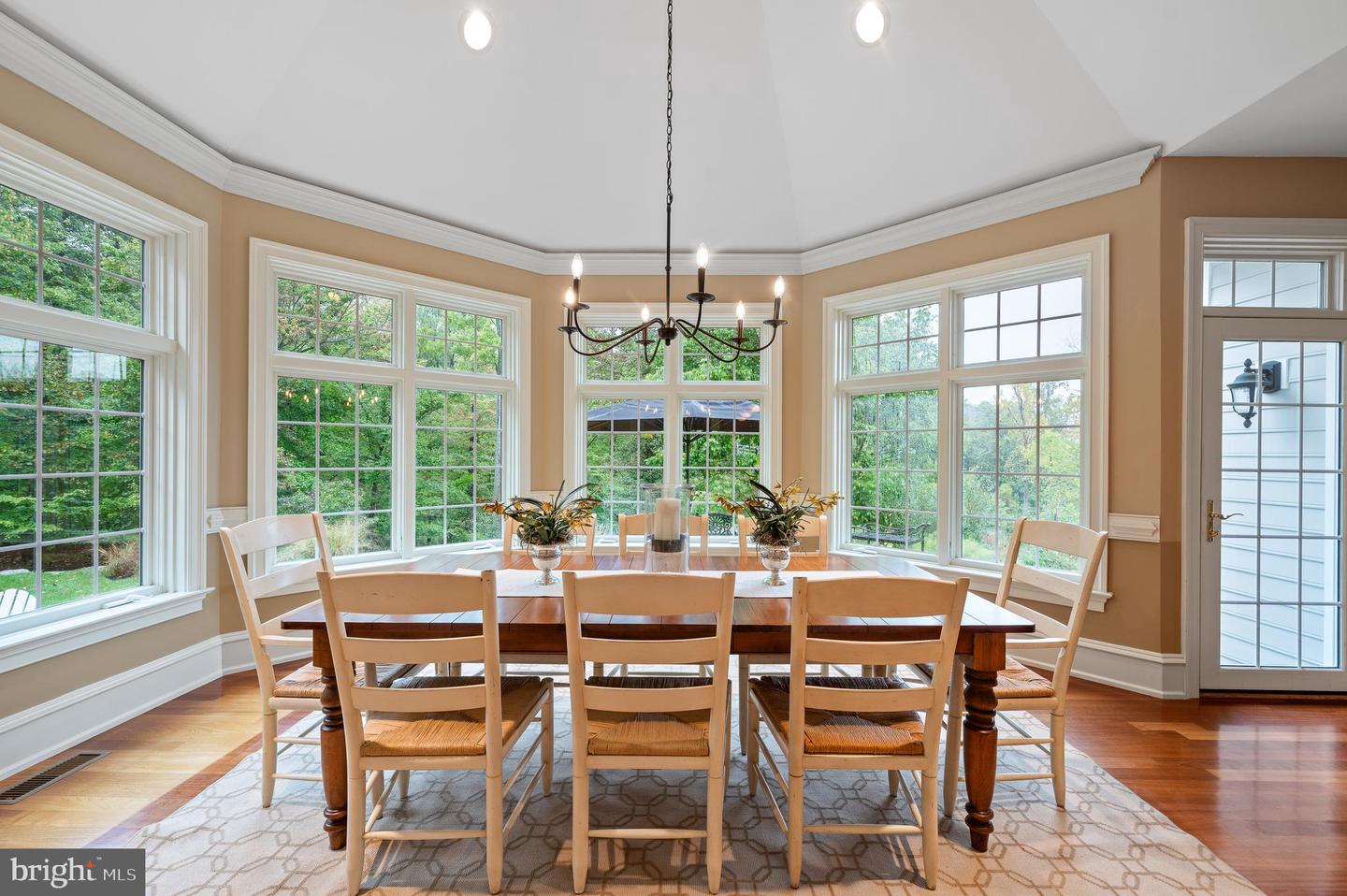 3 Autumn Meadow Ln