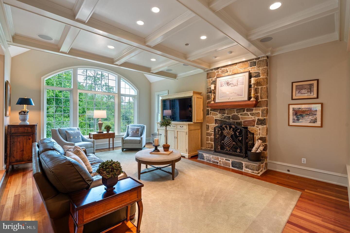3 Autumn Meadow Ln