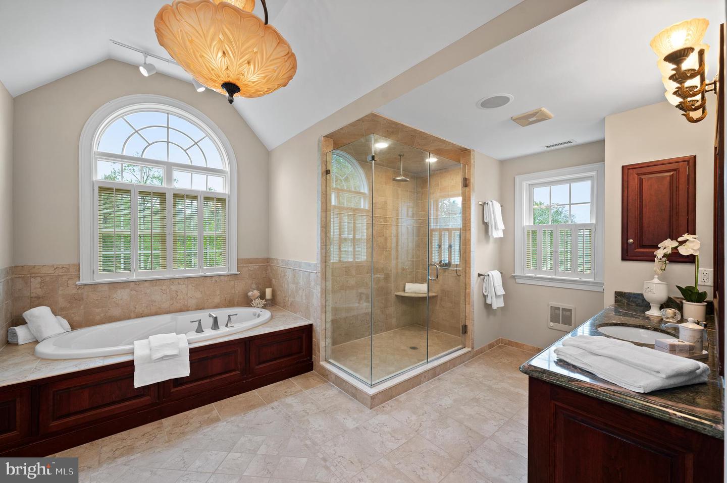 3 Autumn Meadow Ln