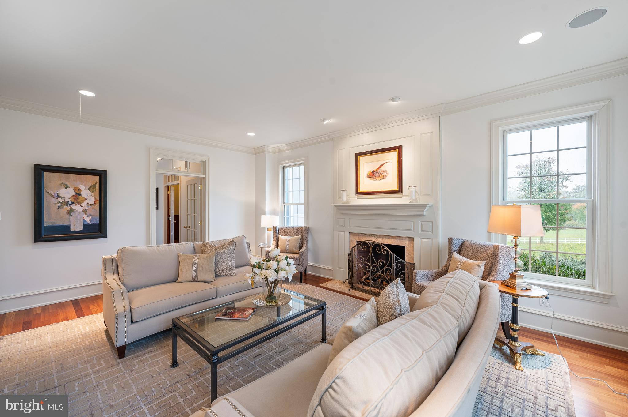 3 Autumn Meadow Ln
