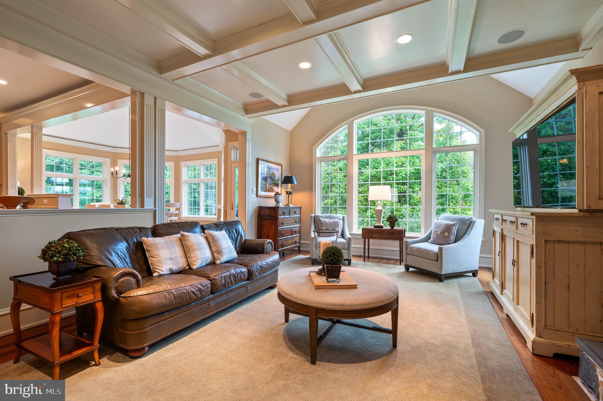 3 Autumn Meadow Ln