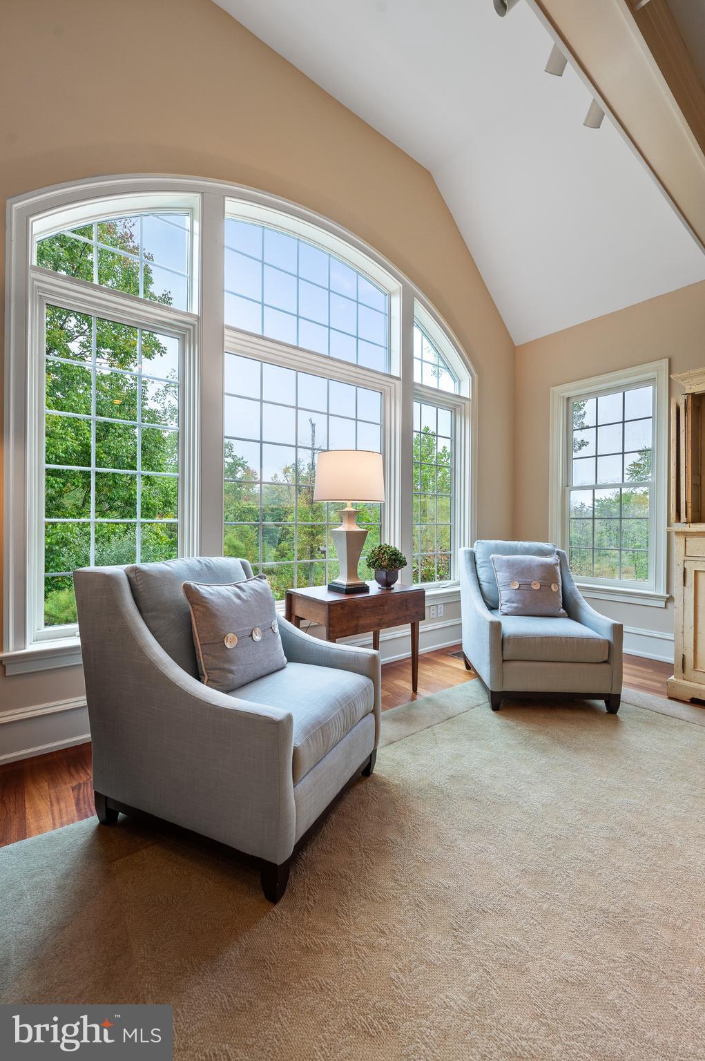 3 Autumn Meadow Ln