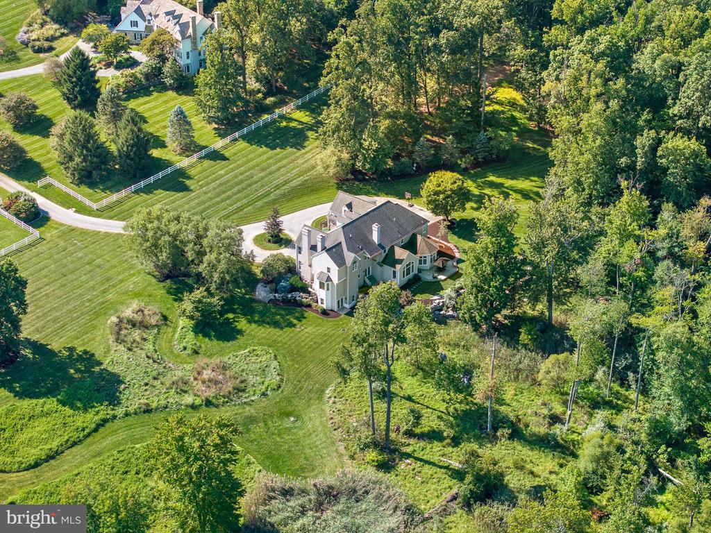 3 Autumn Meadow Ln