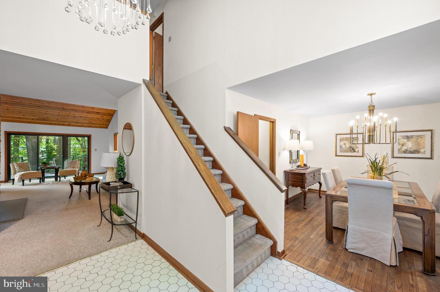 209 Pheasant Run Dr