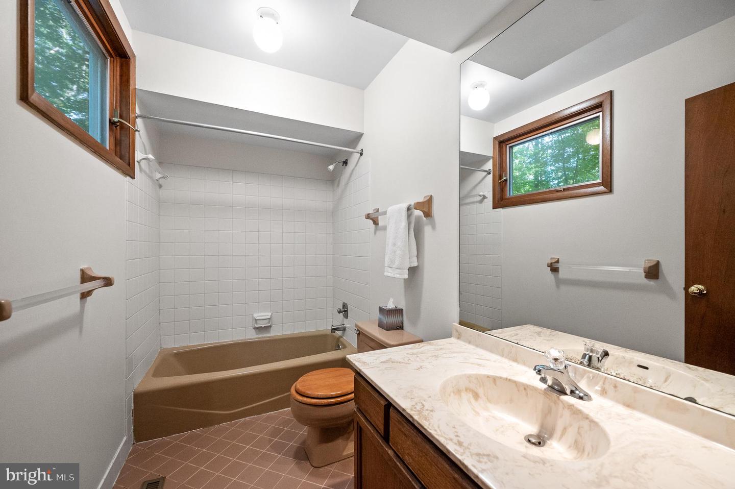 209 Pheasant Run Dr