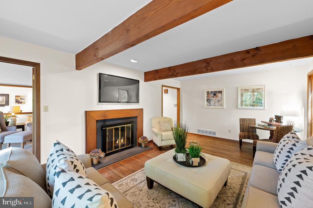 209 Pheasant Run Dr