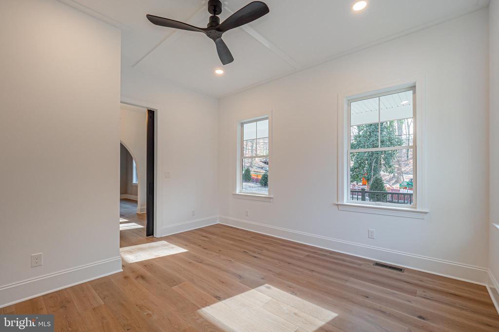 1404 TIMBER MILL LANE