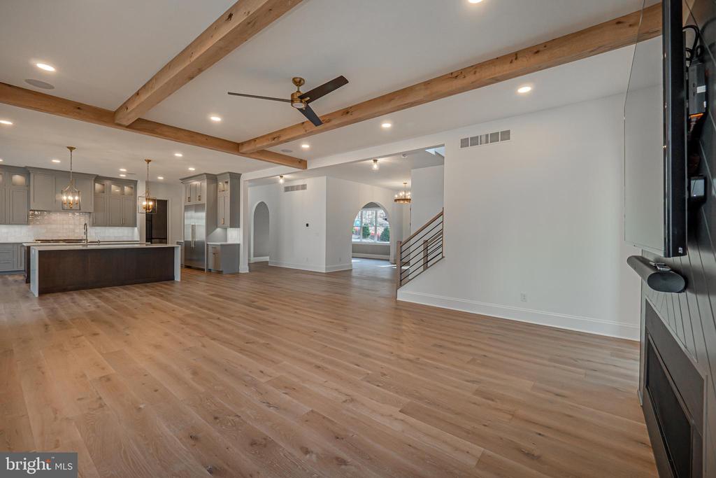 1404 TIMBER MILL LANE