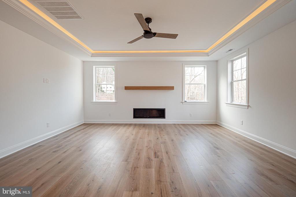 1404 TIMBER MILL LANE