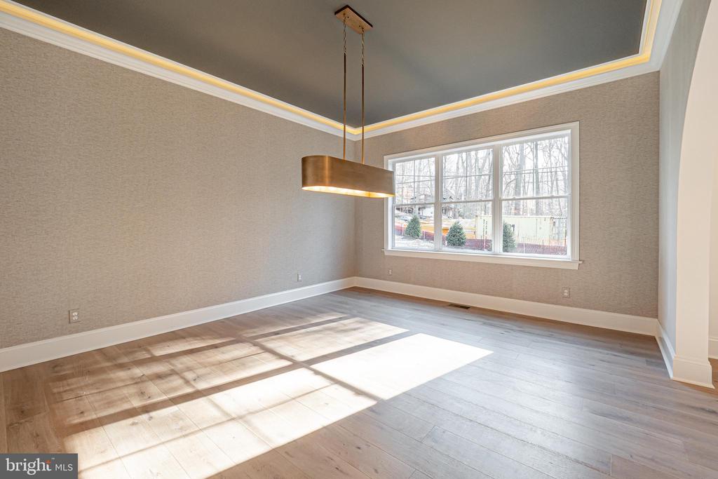 1404 TIMBER MILL LANE
