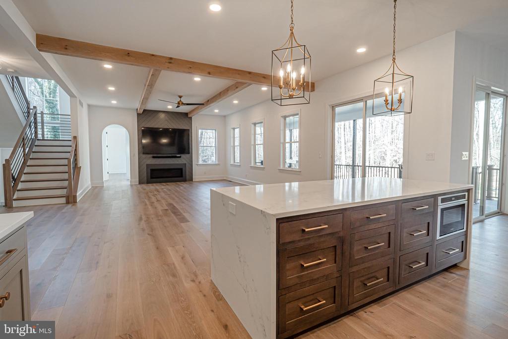 1404 TIMBER MILL LANE