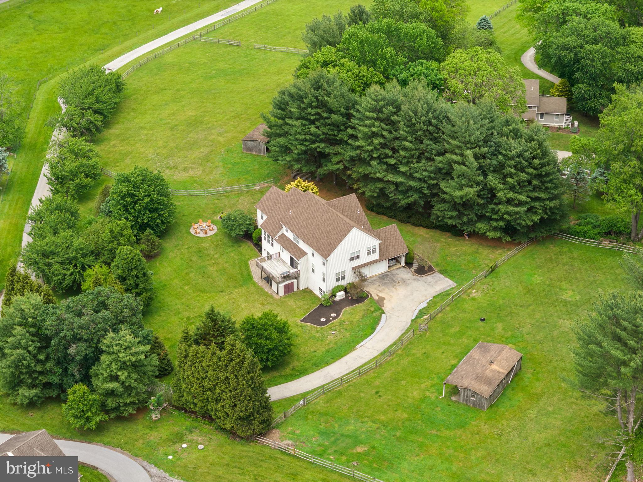 592 W CREEK ROAD