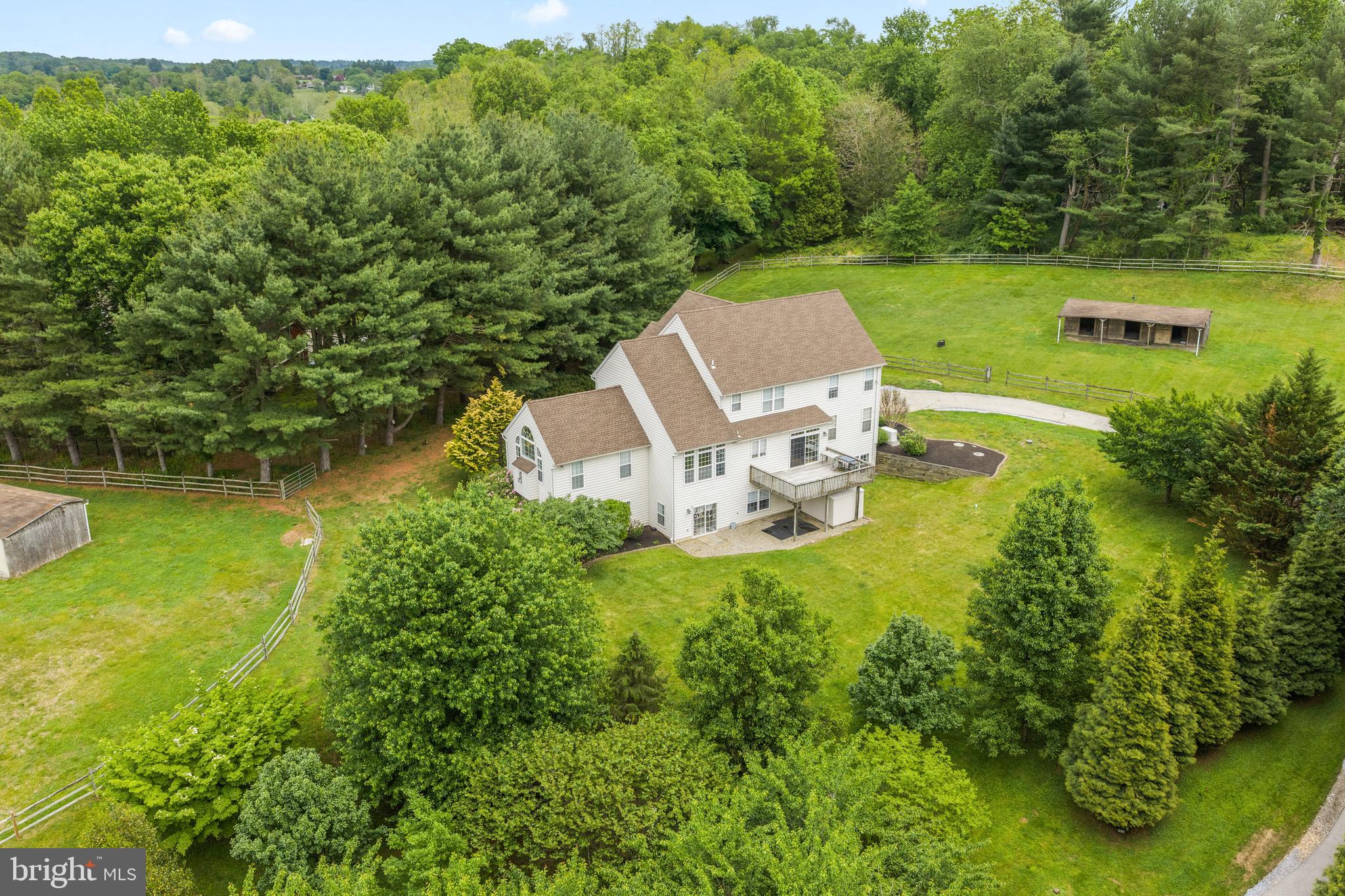592 W CREEK ROAD