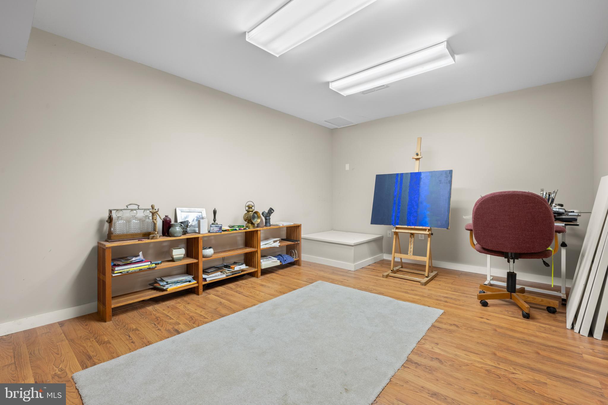 7 ELLISTON COURT
