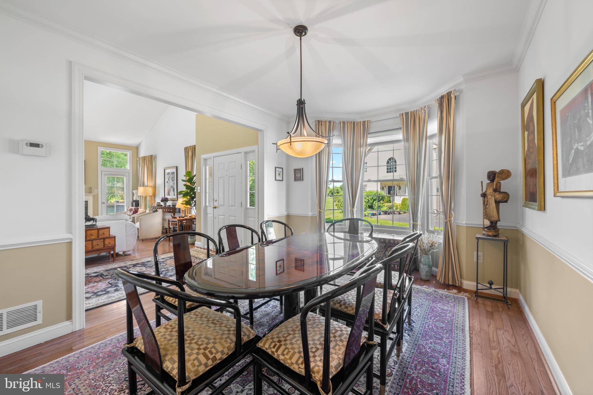 7 ELLISTON COURT