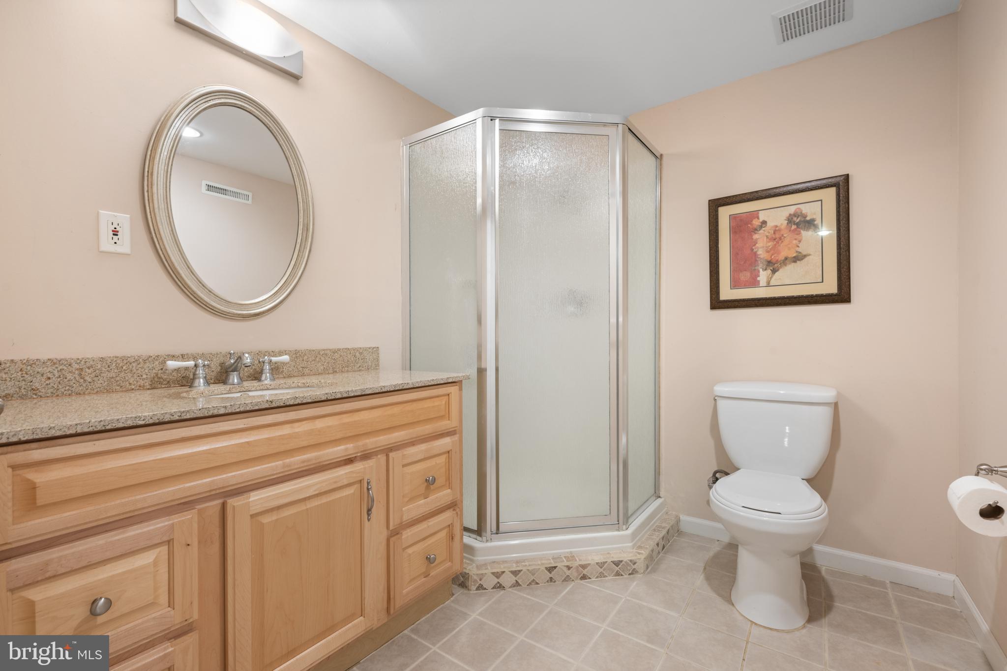 7 ELLISTON COURT