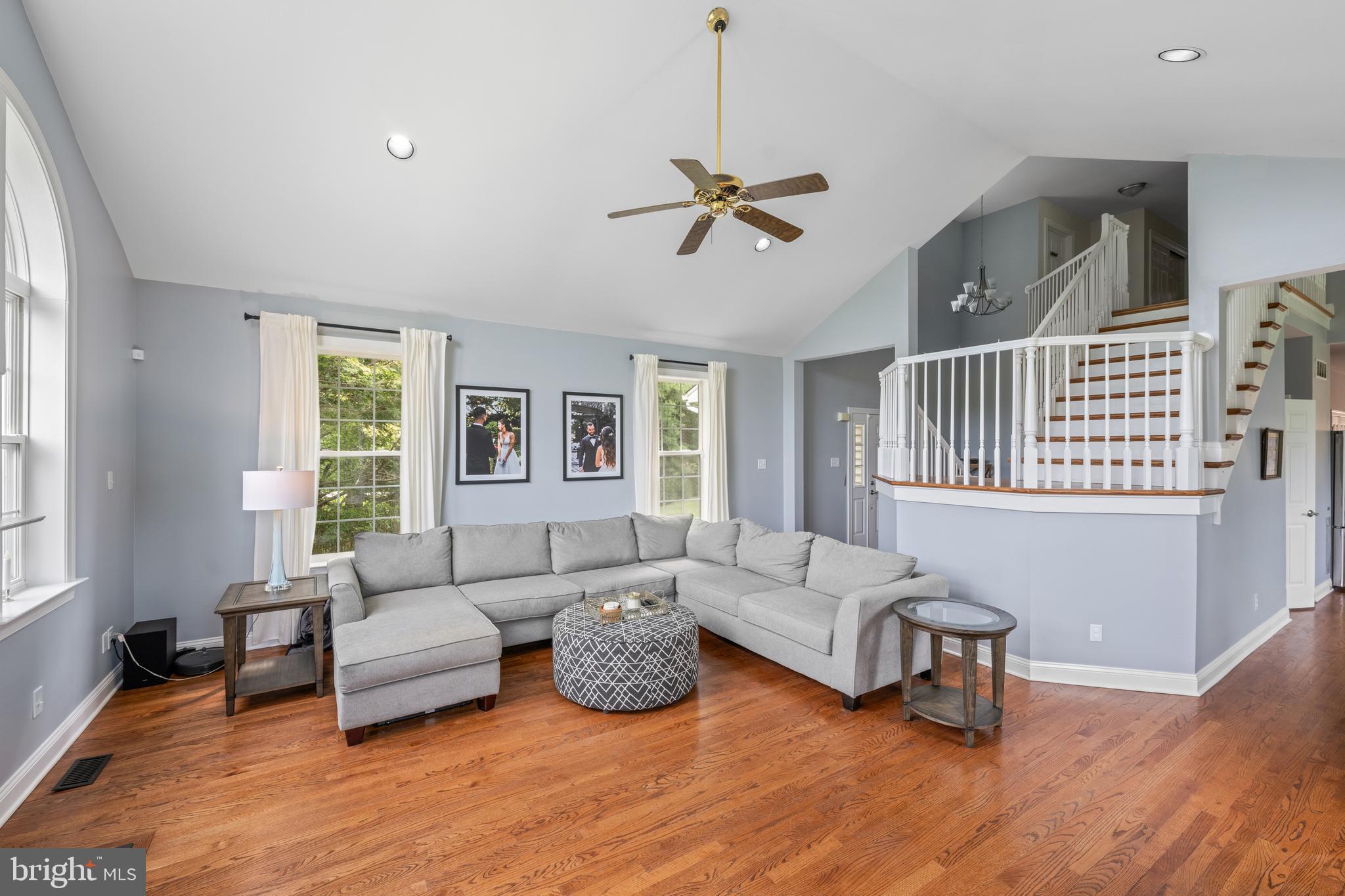 592 W CREEK ROAD