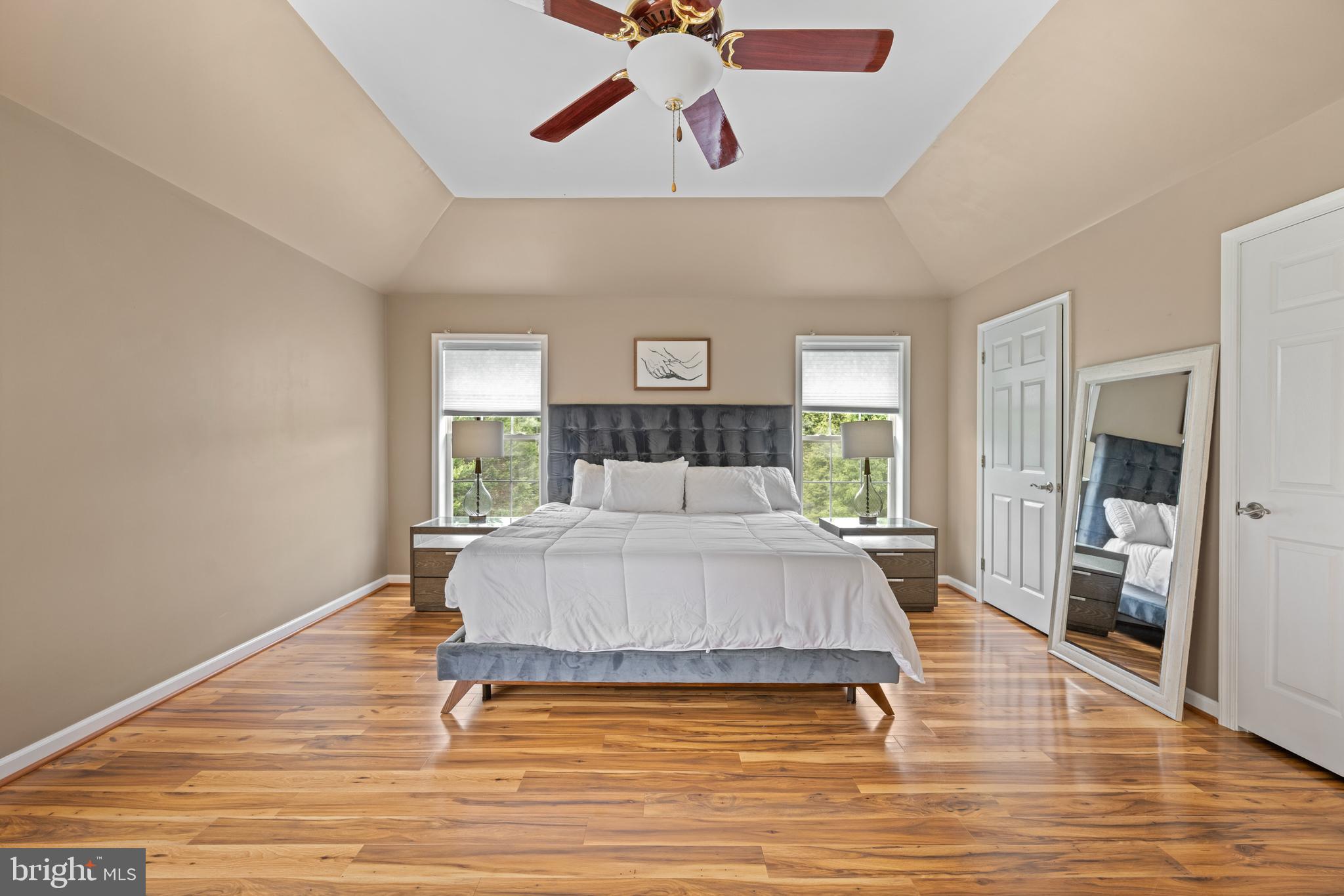 592 W CREEK ROAD