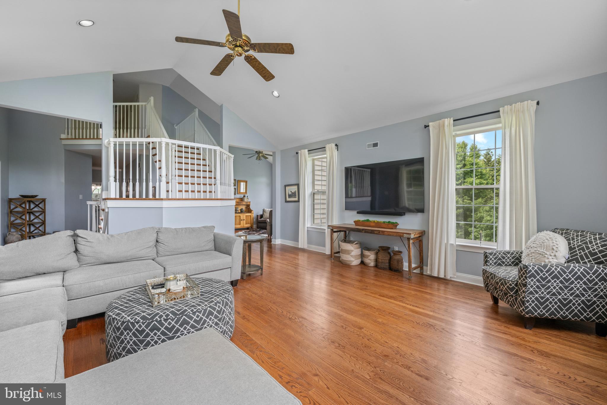 592 W CREEK ROAD