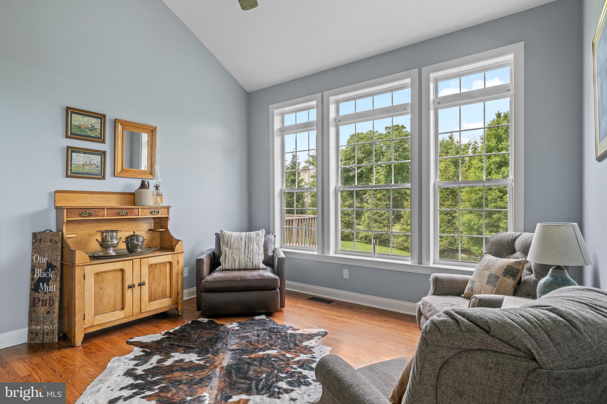 592 W CREEK ROAD