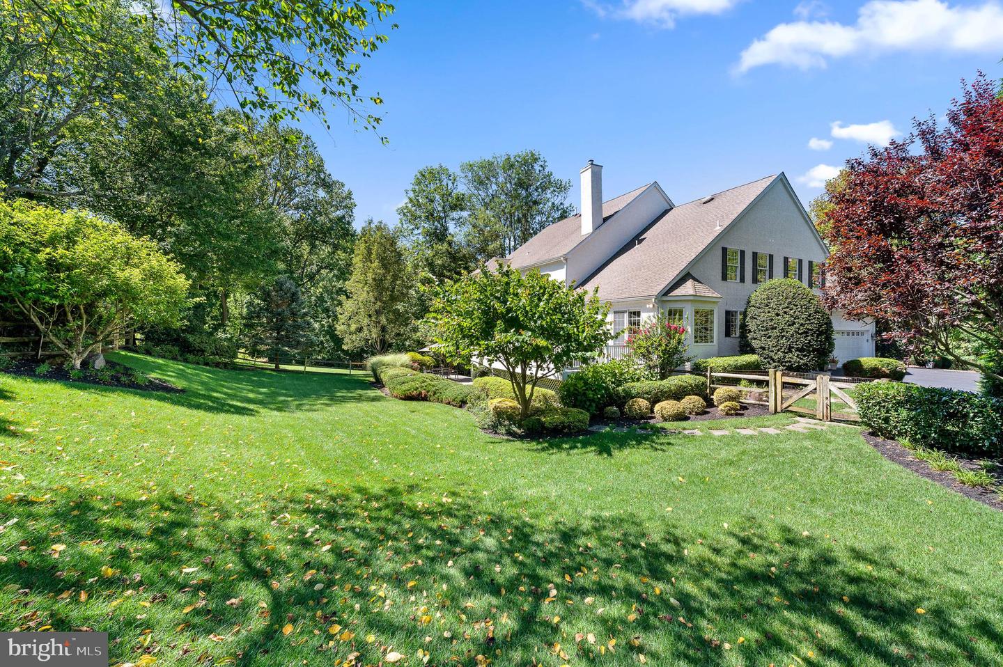 12 Old Barn Dr