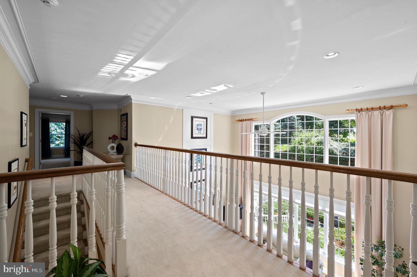 12 Old Barn Dr